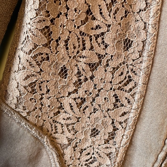 5/$25 Other follow size small jacket - Picture 2 of 5